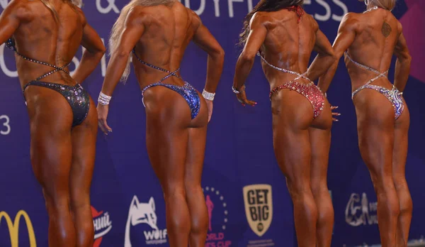 Fitness Girls Bikinis Posing Stage World Cup 2013 September 2013 — kuvapankkivalokuva