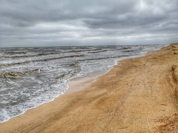 Cielo Drammatico Sul Freddo Mare Autunnale Mare Azov Autunno — Foto Stock