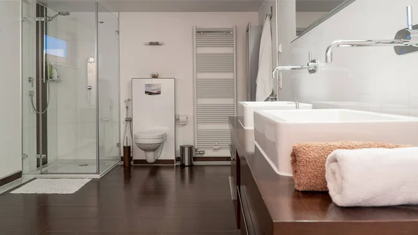 Modern Bathroom White Brown Two Sinks Toilet Shower Wooden Furniture — Stok fotoğraf