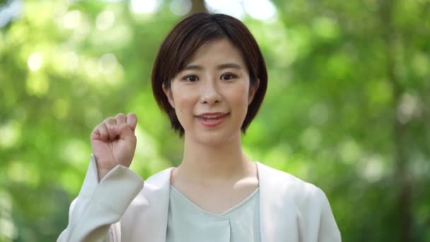 Japoński Język Migowy Palec Znak Sashisuseso — Wideo stockowe
