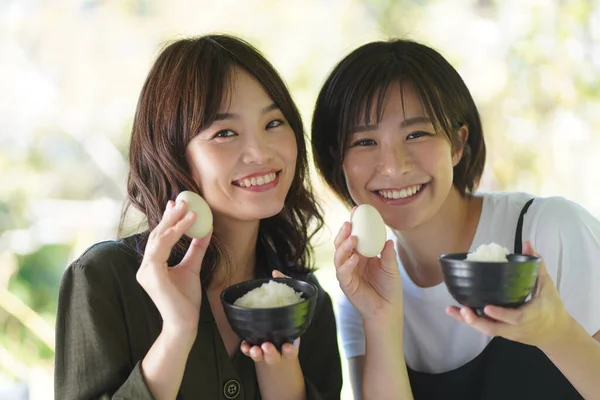 Woman Eating Omelet Rice — Fotografia de Stock