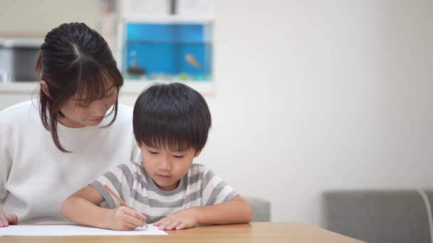 Parent Child Drawing Picture — Stock video