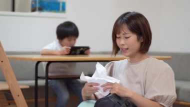 Mother who found a handout for parents in a school bag 