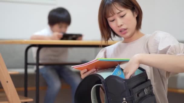 Mother Who Found Handout Parents School Bag — Video Stock