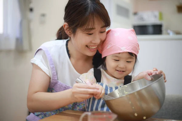 Image Parents Children Cooking — Fotografia de Stock