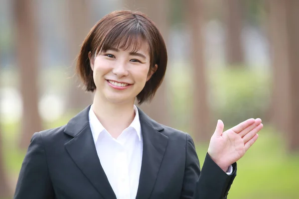 Retrato Feliz Mulher Negócios Asiática — Fotografia de Stock