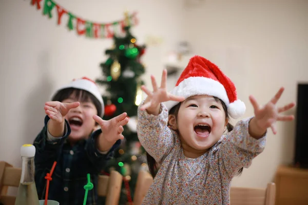 Wizerunek Dzieci Zadowolonych Bożego Narodzenia — Zdjęcie stockowe
