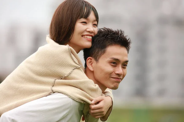 Jeune Asiatique Couple Homme Femme Plein Air — Photo