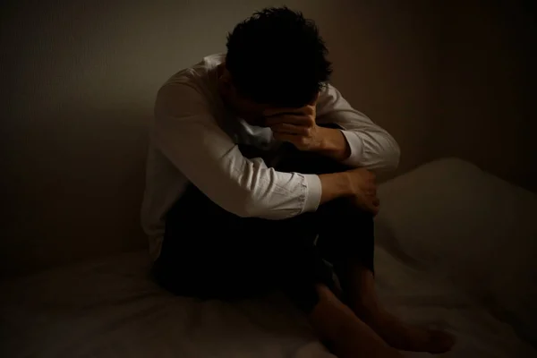 Young Sad Man Sitting Floor Dark Room — Stock Photo, Image