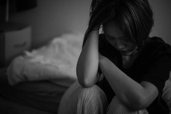 Porträt Einer Depressiven Frau Die Weint — Stockfoto