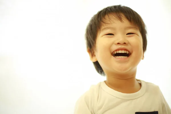 Милий Маленький Азіатський Хлопчик — стокове фото