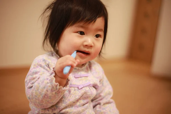 Милий Азіатський Малюк Дівчина — стокове фото