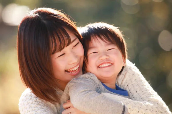 Cute Little Asian Boy His Mom Park — Stock Photo, Image