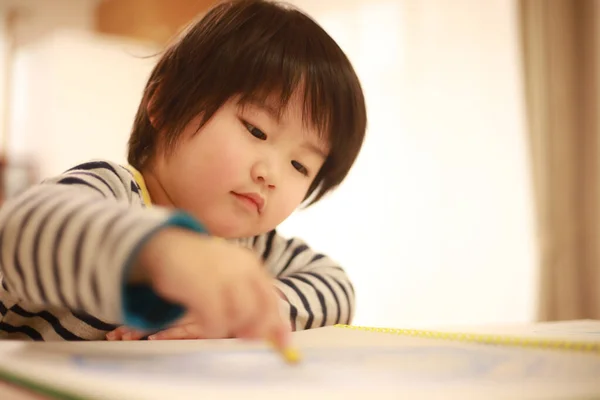 Lindo Niño Pequeño Dibujo Casa — Foto de Stock