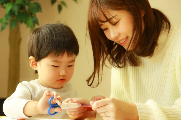 Young Mother Cute Little Son Spending Time Playing Educational Game — Stock Photo, Image