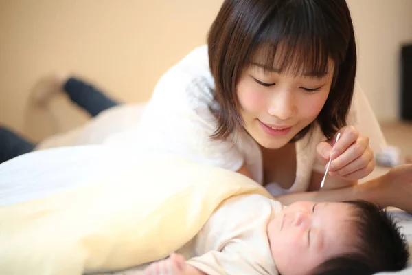 Image Newborn Baby Smiling Mother — Stock Photo, Image