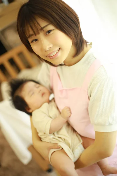 Portrait Heureux Asiatique Mère Avec Peu Daugter — Photo