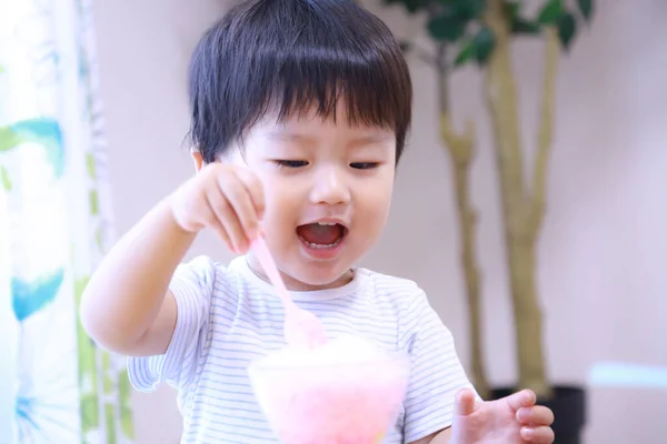 Imagem Menino Asiático Comendo — Fotografia de Stock