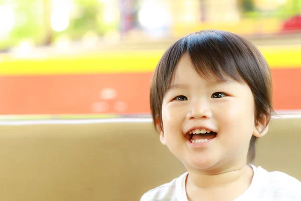 Süße Asiatische Kleine Junge Auf Spielplatz Park — Stockfoto