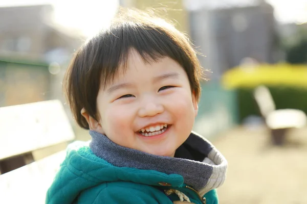 Портрет Милий Маленький Хлопчик Відкритому Повітрі — стокове фото