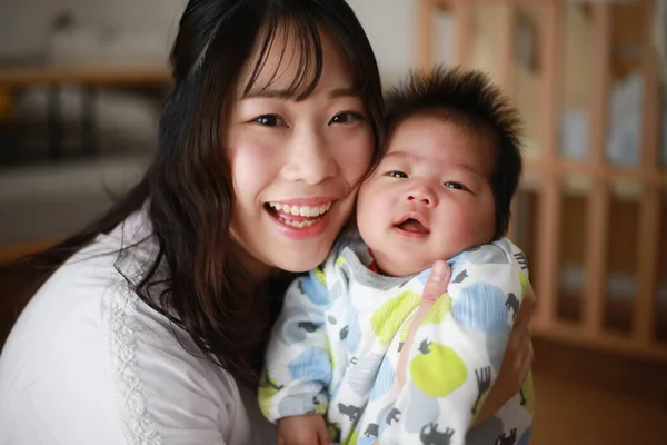 Imagem Bebê Recém Nascido Adormecido Mãe — Fotografia de Stock