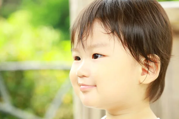 Sonriente Asiático Pequeño Niño Parque Aire Libre — Foto de Stock