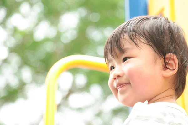 Милый Азиатский Мальчик Детской Площадке Парке — стоковое фото