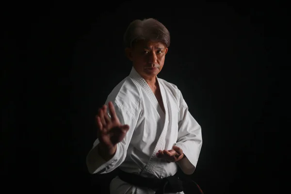 Imagen Hombre Haciendo Karate — Foto de Stock
