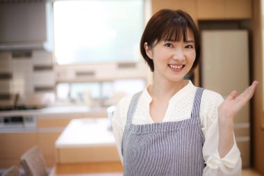 görüntü gülümseyen kadın 