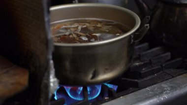 How to take soup stock