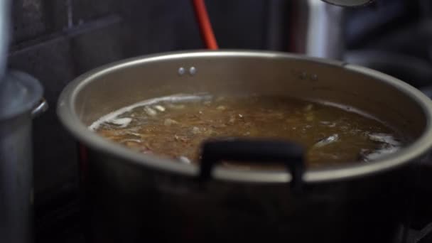 How Take Soup Stock — стоковое видео