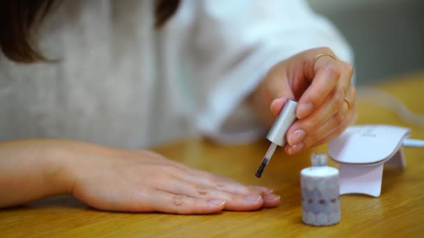 Image Woman Doing Self Nail — 图库视频影像