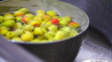 Soaking plums in water