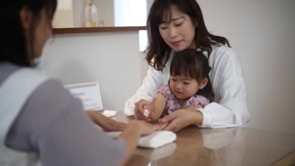 Girl Who Experiences Painting Nails — Vídeos de Stock