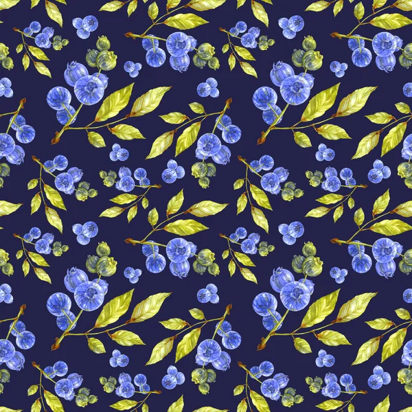 Blueberry sem costura padrão. Galhos de bagas no fundo azul marinho. Ilustração para embrulhar, cobrir, papel de parede, têxtil — Fotografia de Stock