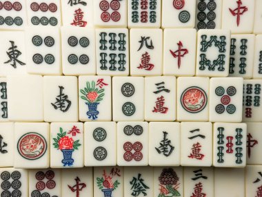 mahjong masa üzerinde antik Asya tahtası oyunu resmi kapat