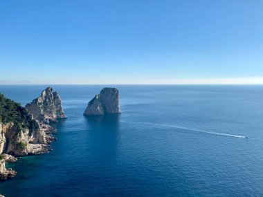 Capri Adası ve Napoli Körfezi, İtalya