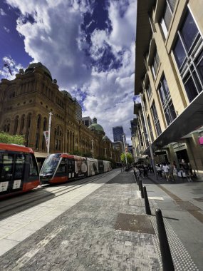 Sydney CBD 'deki gökdelenler ve tarihi binalar