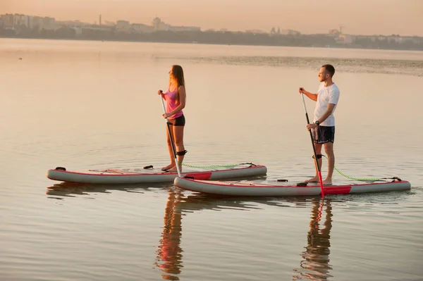Young Couple Walks River Inflatable Sup Board Double Skating — 图库照片