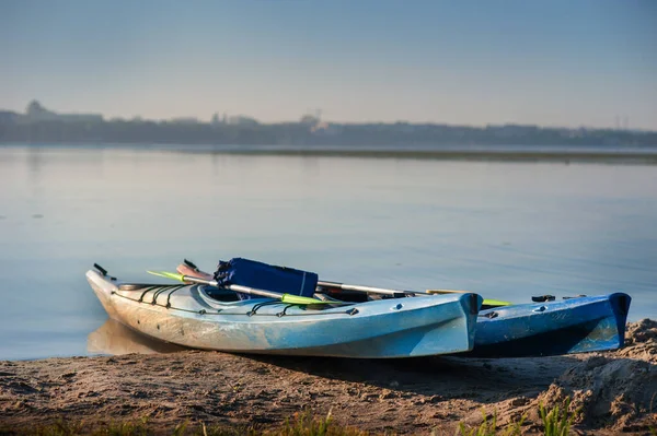 Two Kayaks Shore Lake Active Recreation Weekend Water — Stock Fotó