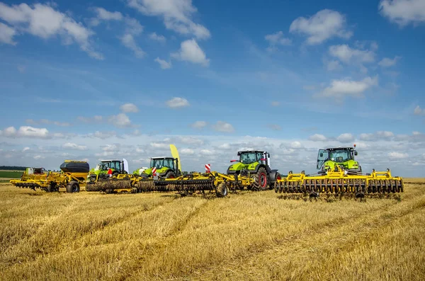 Tractors Harrows Demonstration Agricultural Machinery Exhibition — Stockfoto