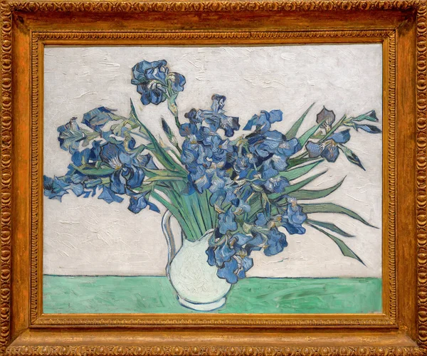 Irises 1890年 公元19年 荷兰艺术家Vincent Van Gogh 1853 90年 范高在离开圣莱米的收容所前 先画了四束春花怒放的花 — 图库照片