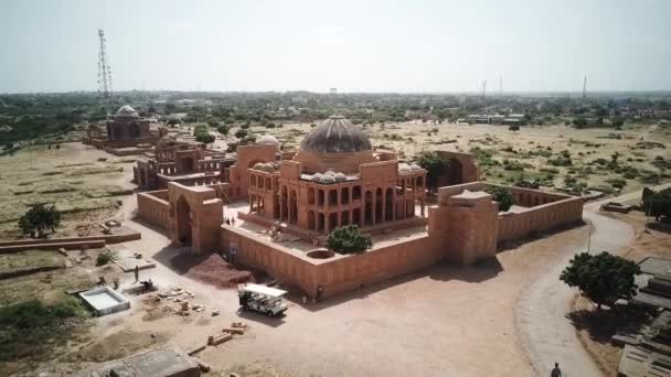 Makli Necropolis Pakistan Sindh Ilindeki Thatta Şehrinin Kilometre Yakınına Yayılmış — Stok video