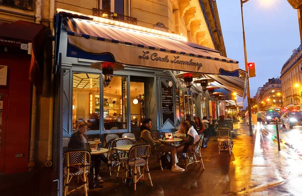 Paris Fransa Şubat 2019 Fransız Geleneksel Restoranı Cercle Lüksemburg Yağmurlu — Stok fotoğraf