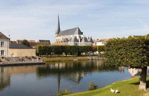 Loing Hükmeden Aziz Jean Baptiste Kilisesi Nin Manzarası 1170 Yılında — Stok fotoğraf