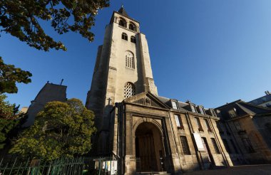 Saint Germain-des-Pres Manastırı Kilisesi, Paris 'in en eski kilisesi - 10-12 yüzyıl. Fransa.
