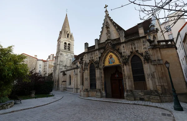 Iglesia Gótica Católica San Saturno Situada Ciudad Nogent Sur Marne — Foto de Stock