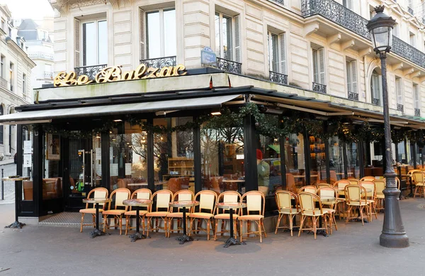 Parijs Frankrijk December 2021 Bar Brasserie Balzac Een Traditioneel Frans — Stockfoto
