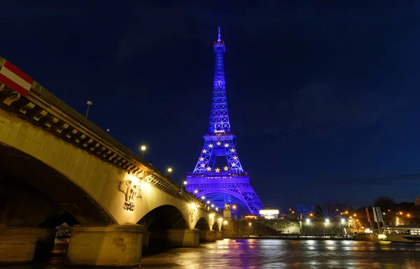 Paris France January 2022 Eiffel Tower Lit Colors Flag Mark — Zdjęcie stockowe