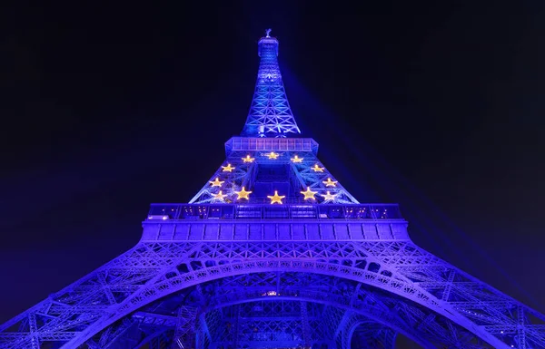 Париж Франция Января 2022 Года Эйфелева Башня Зажглась Цветом Флага — стоковое фото